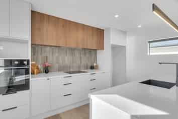 14 Greig Crescent, Amberley
