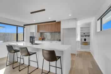 14 Greig Crescent, Amberley