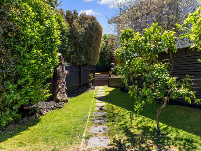 2/7c Hoheria Road, One Tree Hill