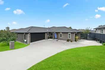 25 Trauzer Place, Flagstaff