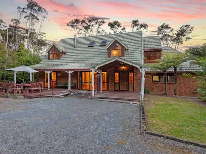 8 Chenery Road, Red Beach