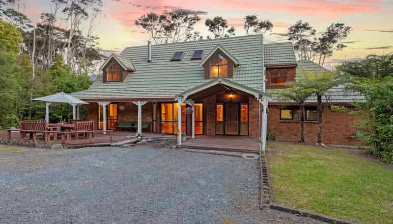 8 Chenery Road, Red Beach