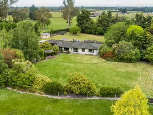 295 Dixons Road, Loburn