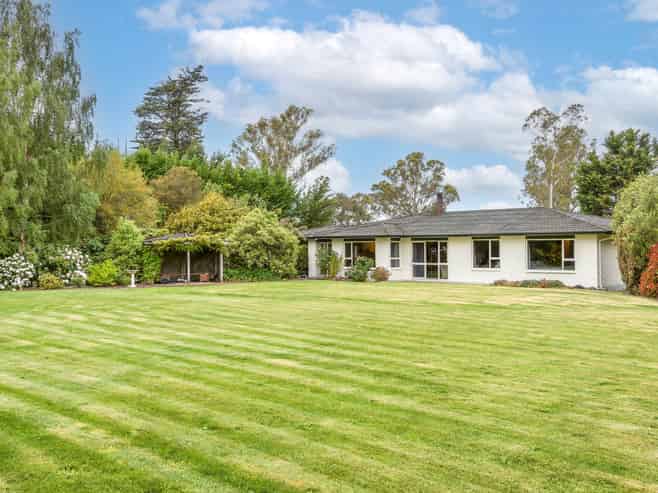 295 Dixons Road, Loburn