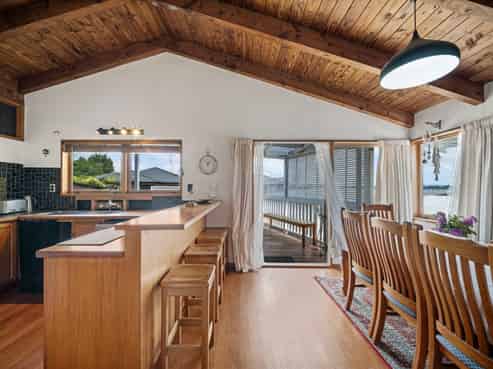 42 Mcfadzean Drive, Blockhouse Bay