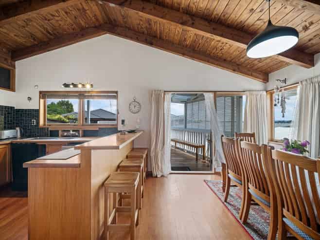 42 Mcfadzean Drive, Blockhouse Bay