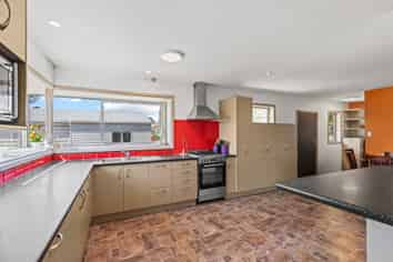 4 Ariel Place, Aranui