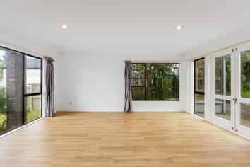 27 Greenvalley Rise, Glenfield