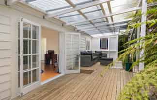 1 Gow Street, Helensville