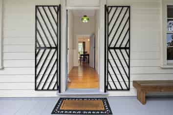 1 Gow Street, Helensville