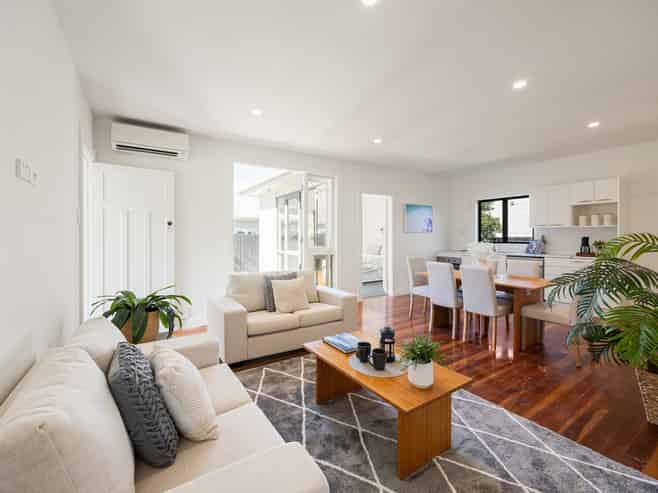 121A Forest Lake Road, Forest Lake