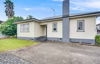 221 Fox Street, Hamilton East