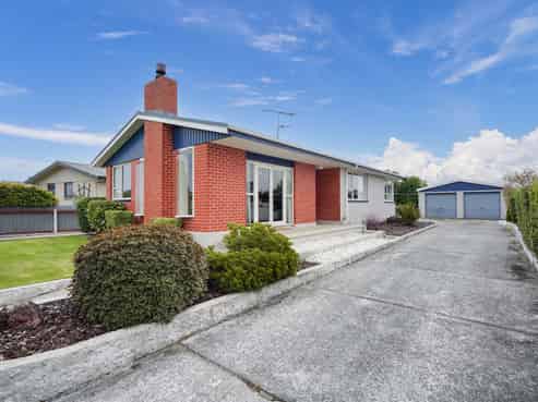 32 Moray Crescent, Grasmere