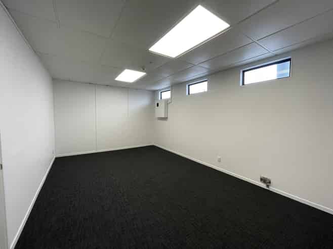 Commercial space in the heart of Manukau City