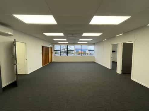 Commercial space in the heart of Manukau City