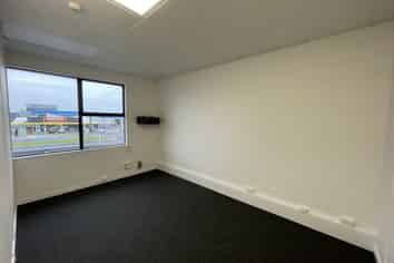 Commercial Space in the Heart of Manuka City