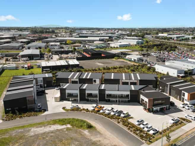 Live & Work at Little Lakes