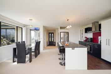 28 Majestic Chance, Seaward Bush