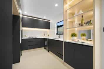 4/592 Massey Road, Mangere