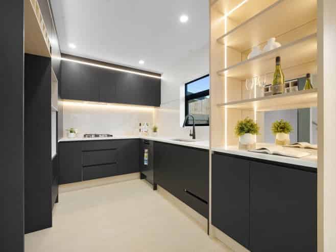 4/592 Massey Road, Mangere