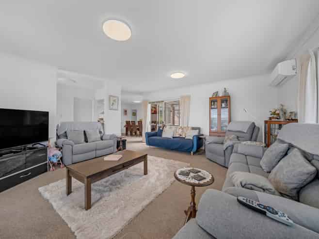 9 Thomas Moore Place, Pukekohe