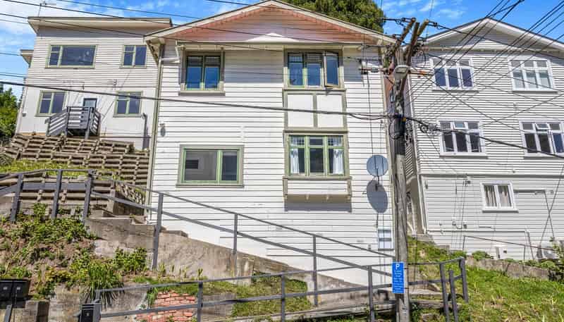 38 Adams Terrace, Aro Valley