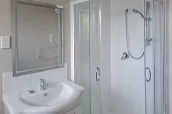 2/13 Bowen Street, Upper Riccarton