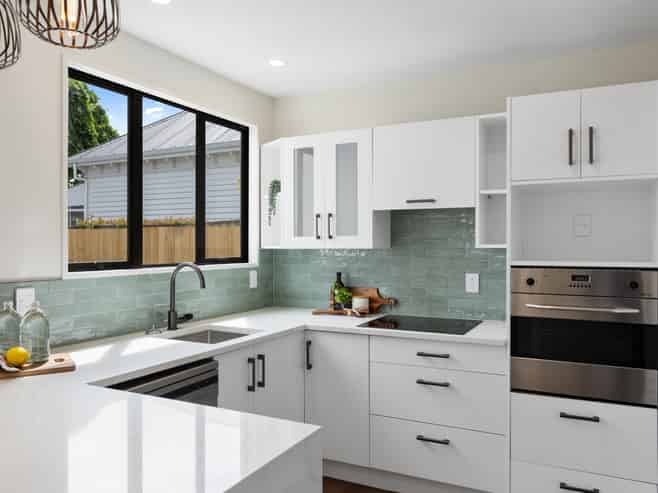 1A Trist Place, Edgeware