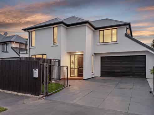 1A Trist Place, Edgeware