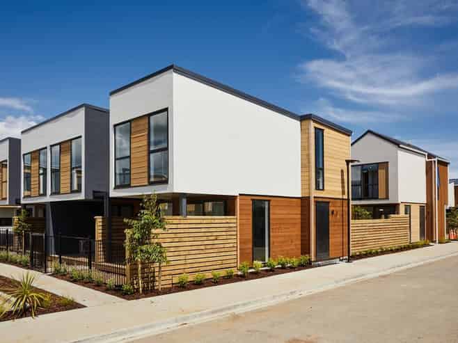 2/12 Parson Lane, Papatoetoe