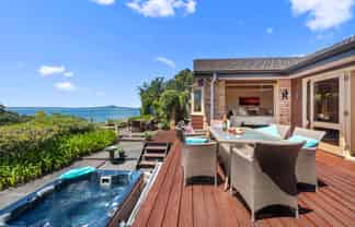 40 Rock Isle Road, Torbay