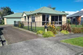 19 Ruby Court, Chartwell