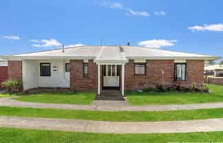 70 Sandspit Road, Waiuku