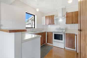 70 Sandspit Road, Waiuku