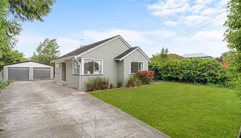 6 Charlesworth Street, Woolston