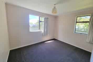 29 Clarke Avenue, Highbury