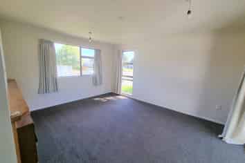 29 Clarke Avenue, Highbury