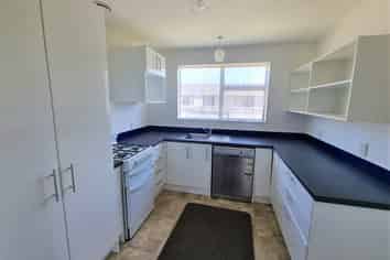 29 Clarke Avenue, Highbury