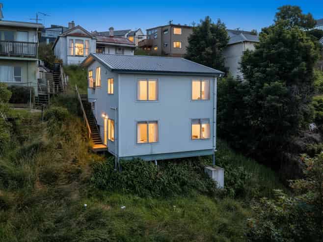 93D  Canongate, DUNEDIN CENTRAL