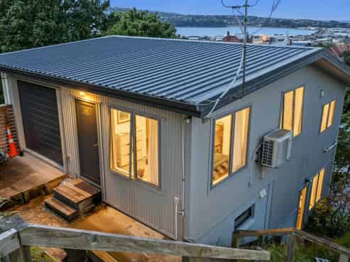 93D  Canongate, DUNEDIN CENTRAL