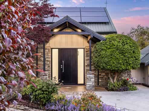 15 Rowan Court, Wanaka