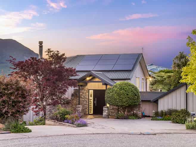 15 Rowan Court, Wanaka