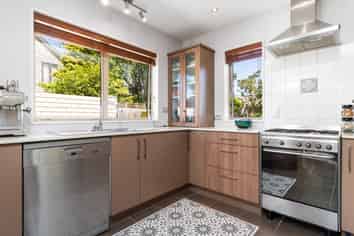 4 Fieldstone Lane, Spreydon