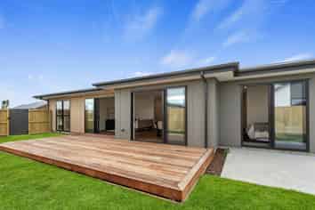 21 Longfields Road, Lincoln