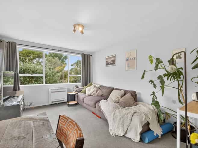 2/207 Estuary Road, South New Brighton