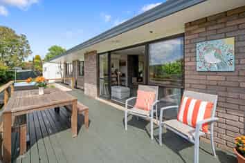 8 Lochinvar Place, Ohauiti