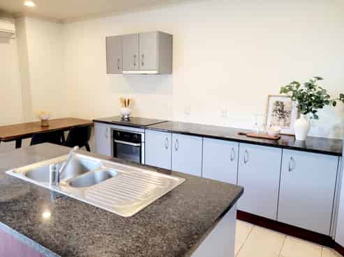 1B/9 Bute Road, Browns Bay