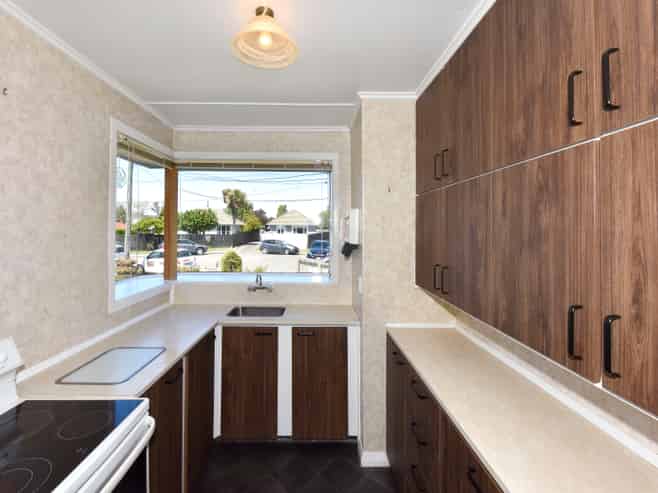 5 Westcott Street, Dallington