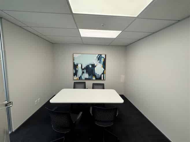 Cost effective tenancy | Kitchen + meeting room