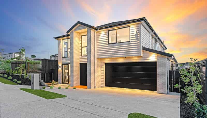 6 Evergreen Parade, Karaka